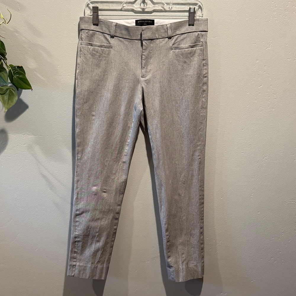 Banana Republic Sloan Light Gray Dress Pants with Pockets Clasp Top Slacks